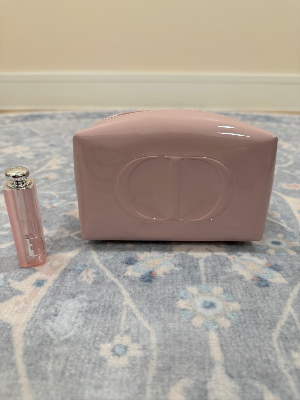 Dior Lip Addict Glow Balm with Blush Pink Pouch - Picture 3 of 10